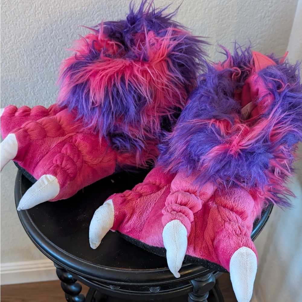 🩷💜COSTUME / Lazy One Fuzzy Pink and Purple Monster Claw Slippers XL🩷💜